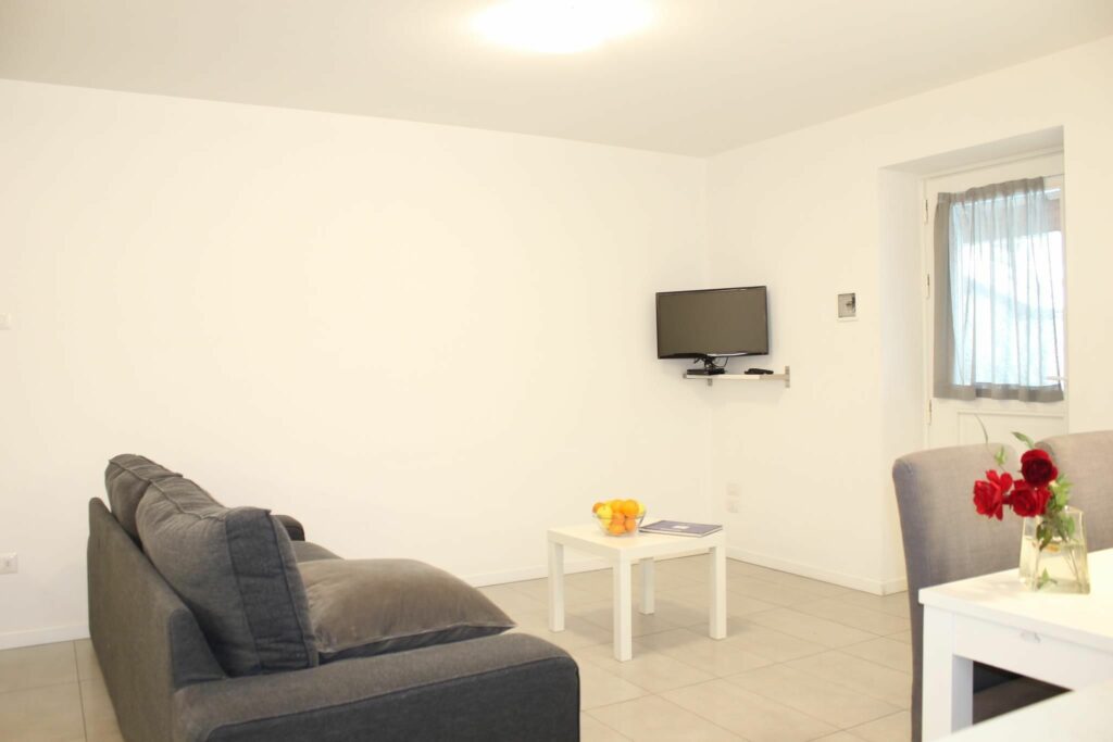 Rose Gialla Firsia Ferienwohnung mit Garten (EG) - 5