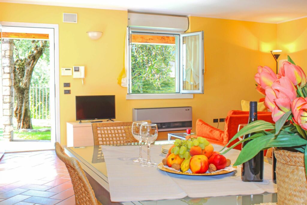 Olive Ferienwohnung mit Garten (EG) - 3