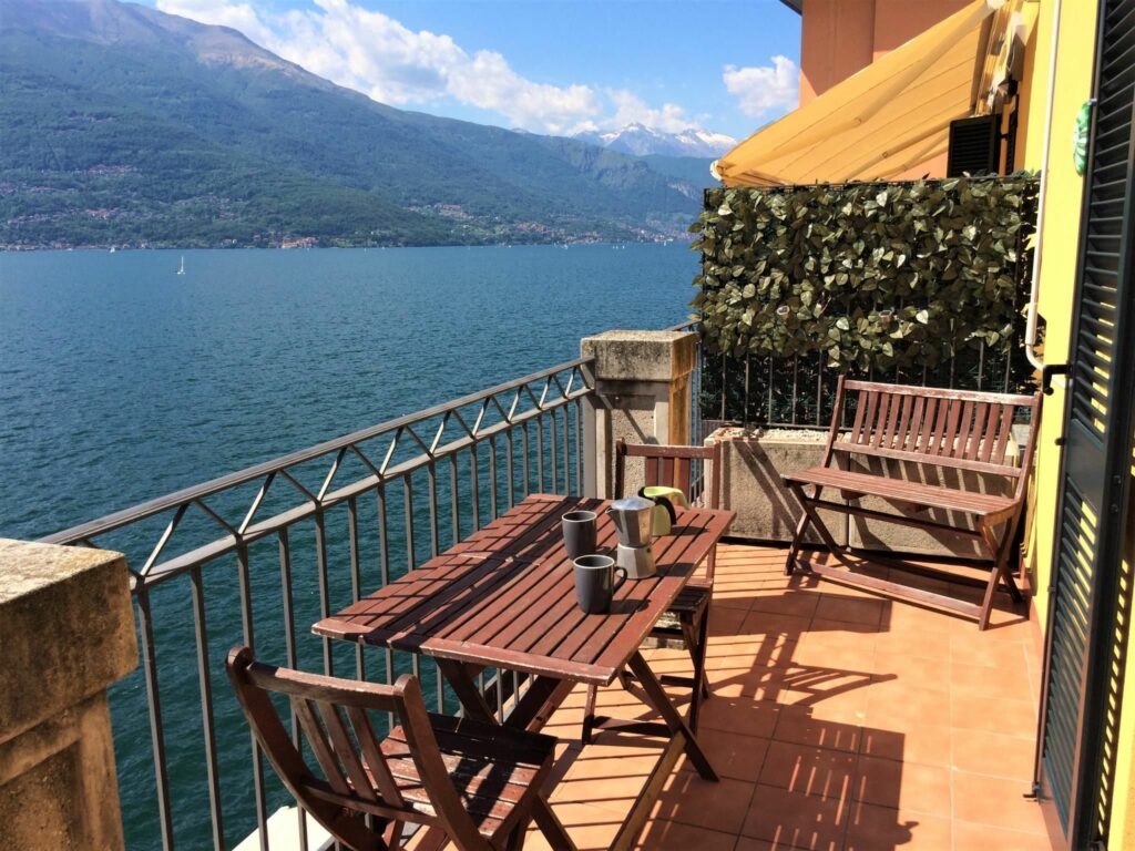 Nido sul Lago Veronica Ferienwohnung am See (2.OG) - 1