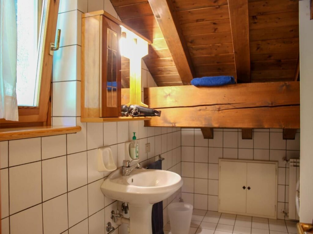 Carlo C Ferienwohnung mit Balkon DG - 9