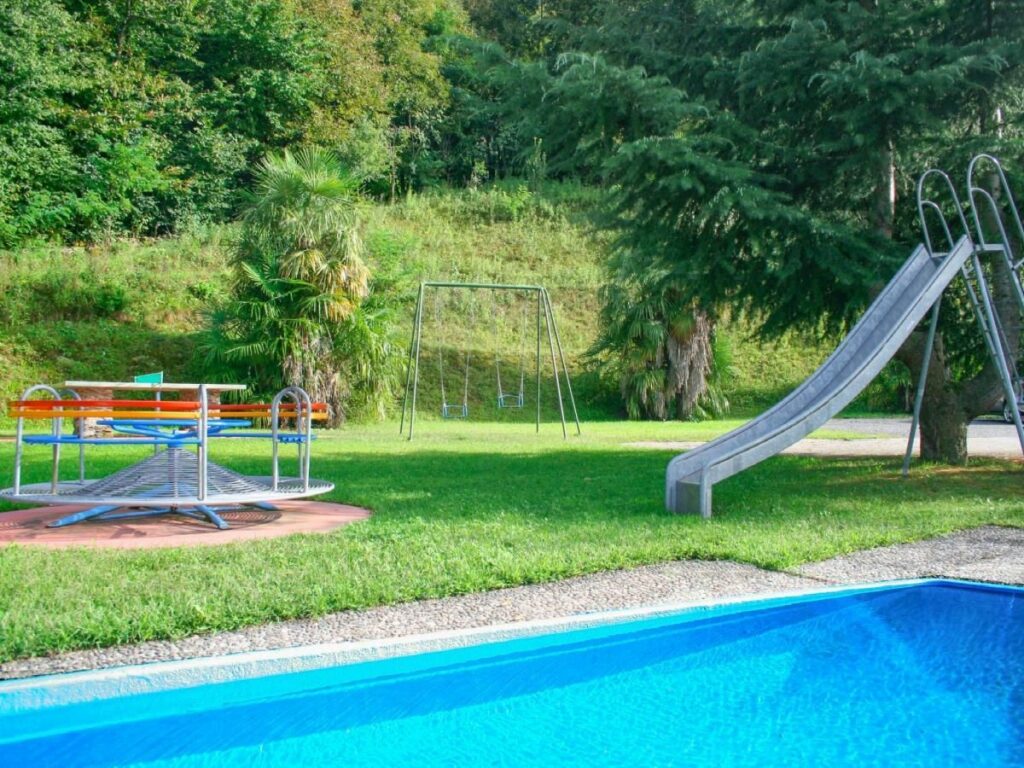 Carlo B Ferienwohnung mit Garten (EG) - 2