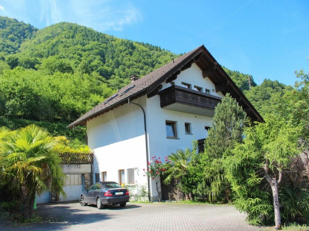 Carlo B Ferienwohnung mit Garten (EG) - 8