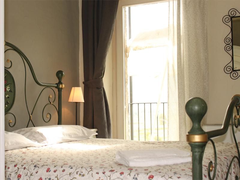 Borgo Erbiola Ciclamino Ferienwohnung mit Garten (EG) - 9