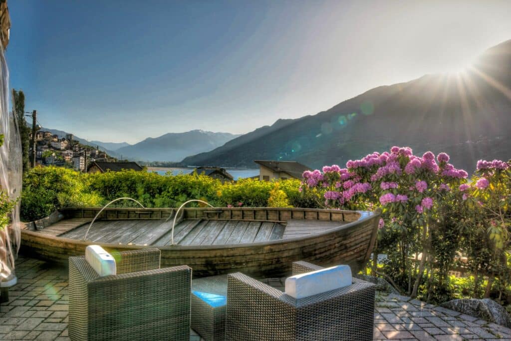 Hotel Saligari Doppelzimmer mit Seeblick und Balkon - 2
