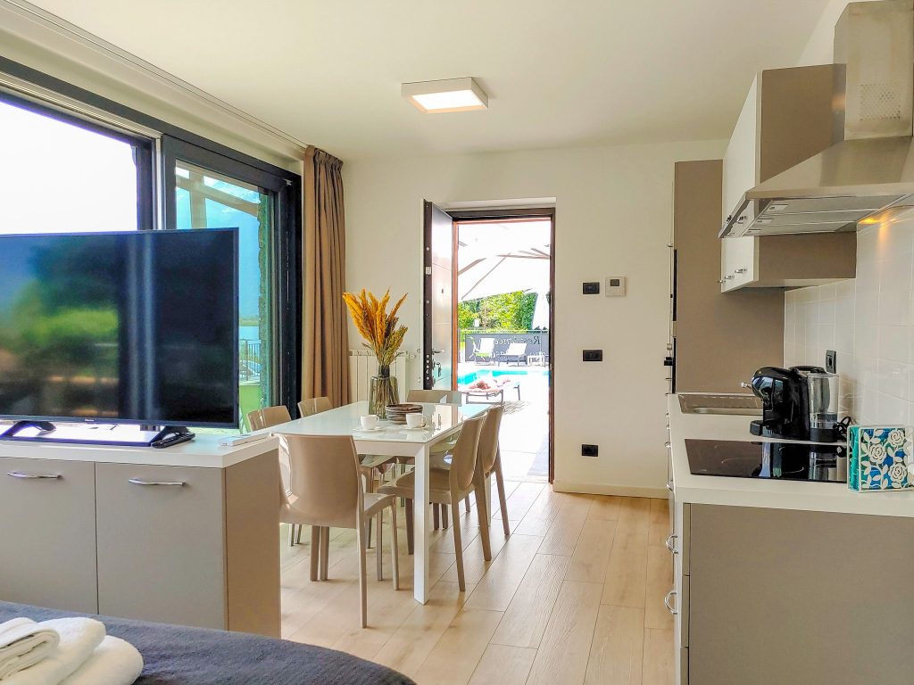 Dascio Residence Emotion Ferienwohnung mit Pool - 9